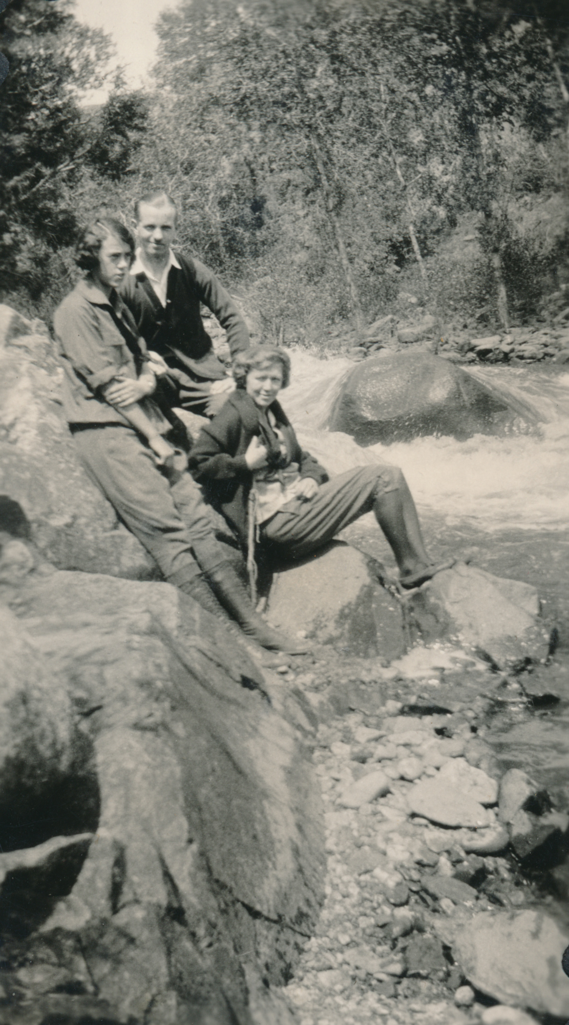 Dauth Family Archive - Circa 1921 - Elizabeth Dauth With Friends At Big Thompson River