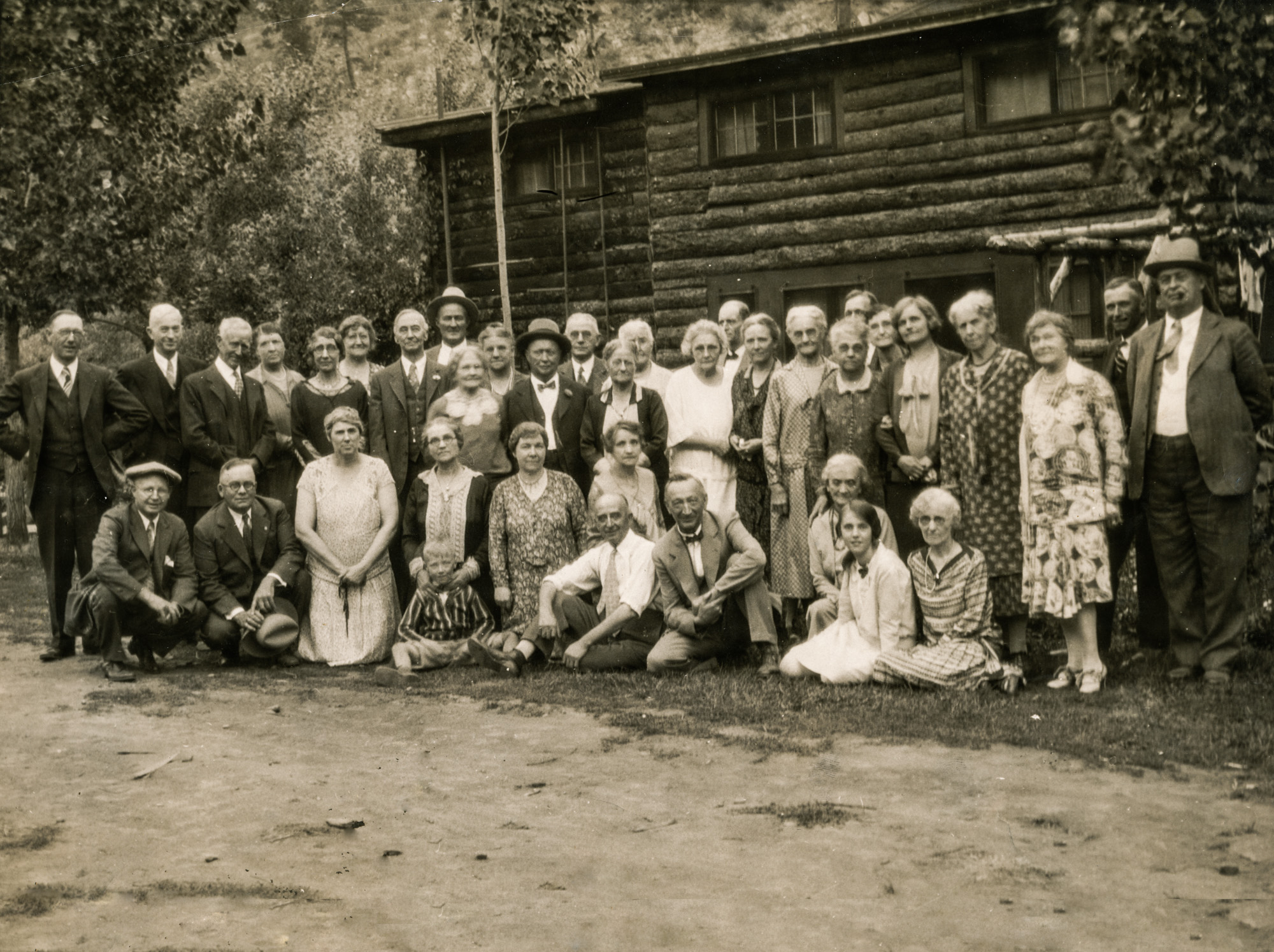 Dauth Family Archive - George Dauth with the Kensington Club at Idlewild Lodge